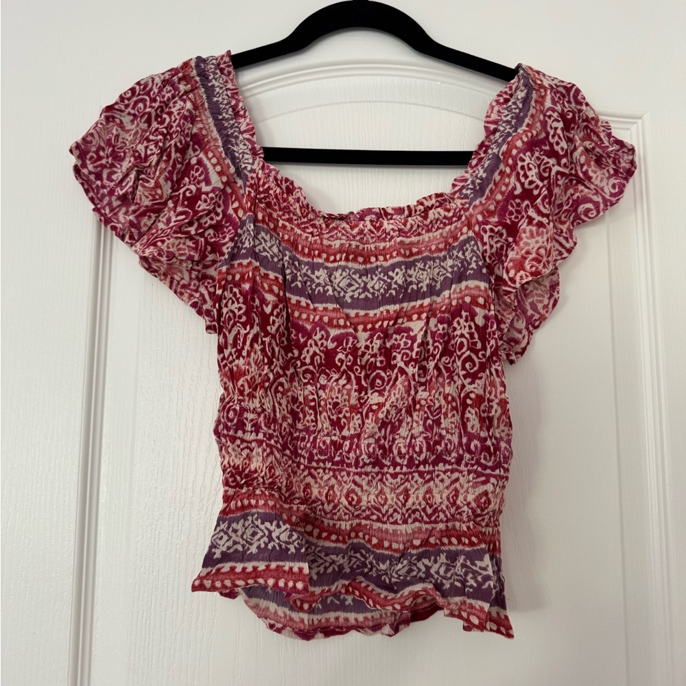 Aqua Women's Top - Red and Purple Pattern